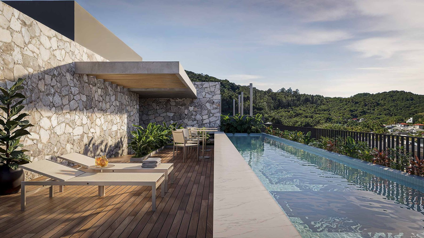 Piscina no rooftop